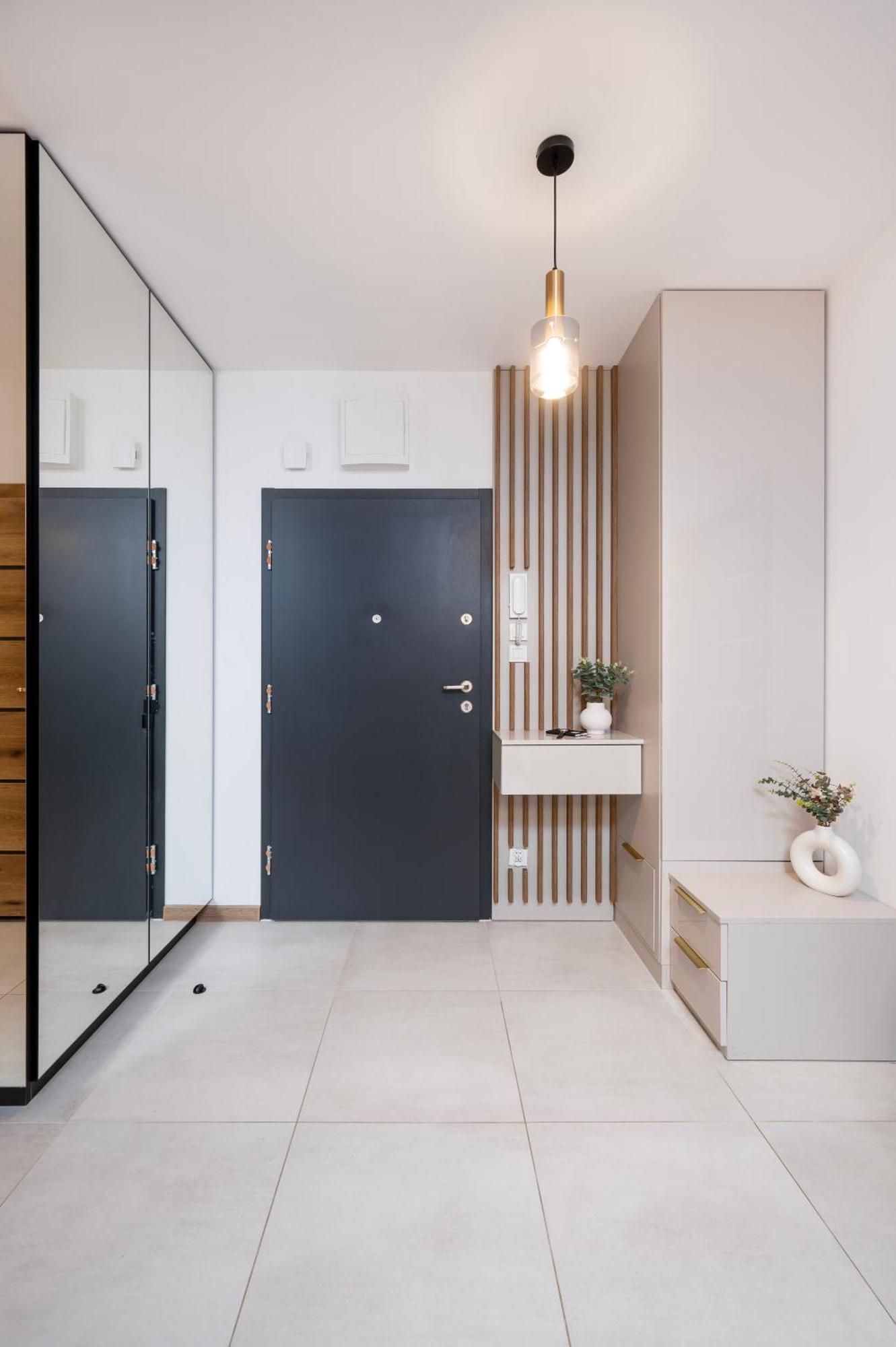 Manufaktura Residence - Apartamenty Prestiz Z Garazem Podziemnym I Dwoma Lazienkami 우치 외부 사진