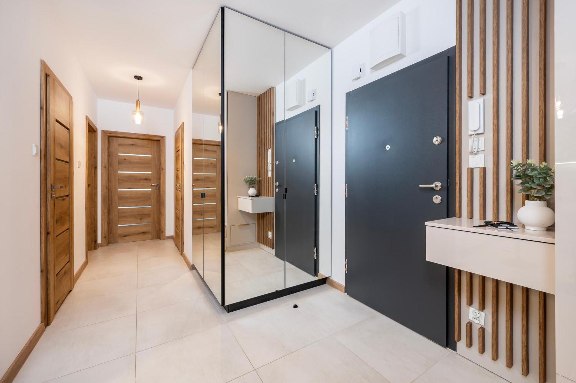 Manufaktura Residence - Apartamenty Prestiz Z Garazem Podziemnym I Dwoma Lazienkami 우치 외부 사진