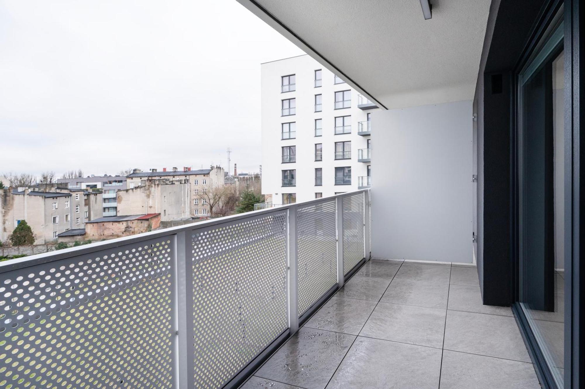 Manufaktura Residence - Apartamenty Prestiz Z Garazem Podziemnym I Dwoma Lazienkami 우치 외부 사진