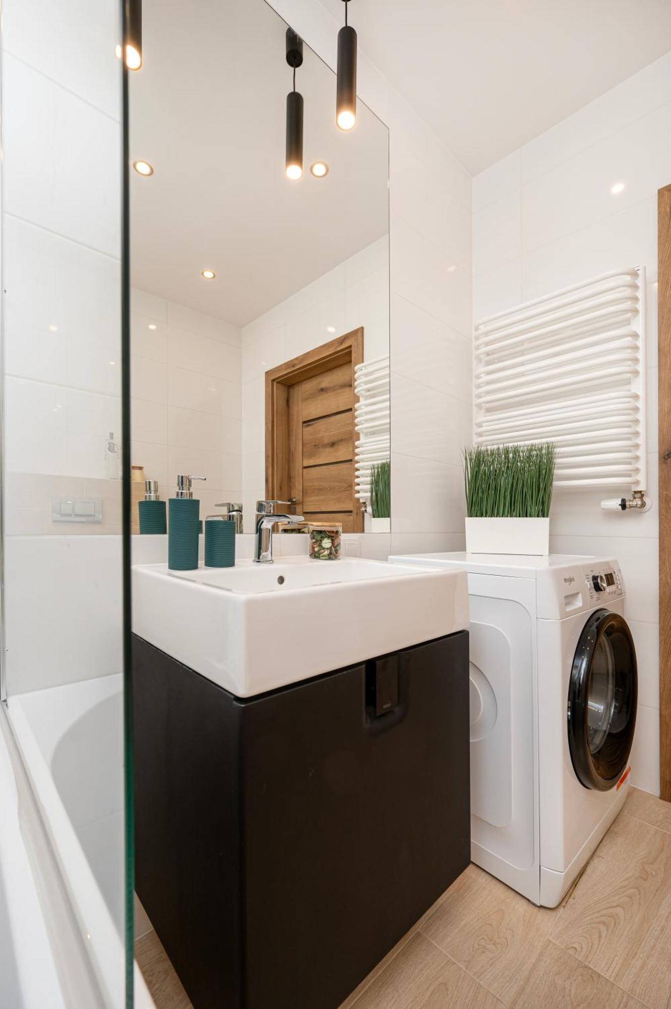 Manufaktura Residence - Apartamenty Prestiz Z Garazem Podziemnym I Dwoma Lazienkami 우치 외부 사진